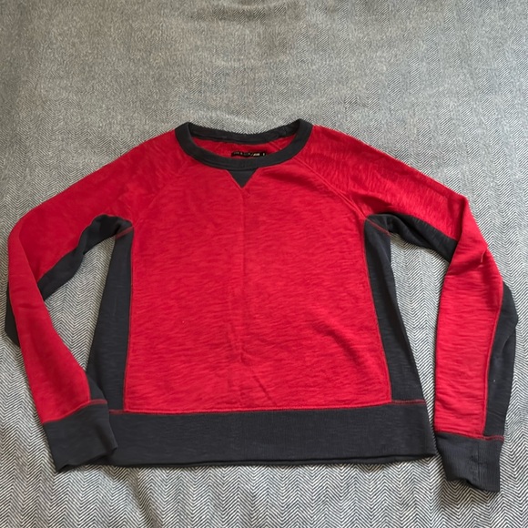 Rag and bone red and navy sweatshirt perfect condition! - Picture 1 of 4